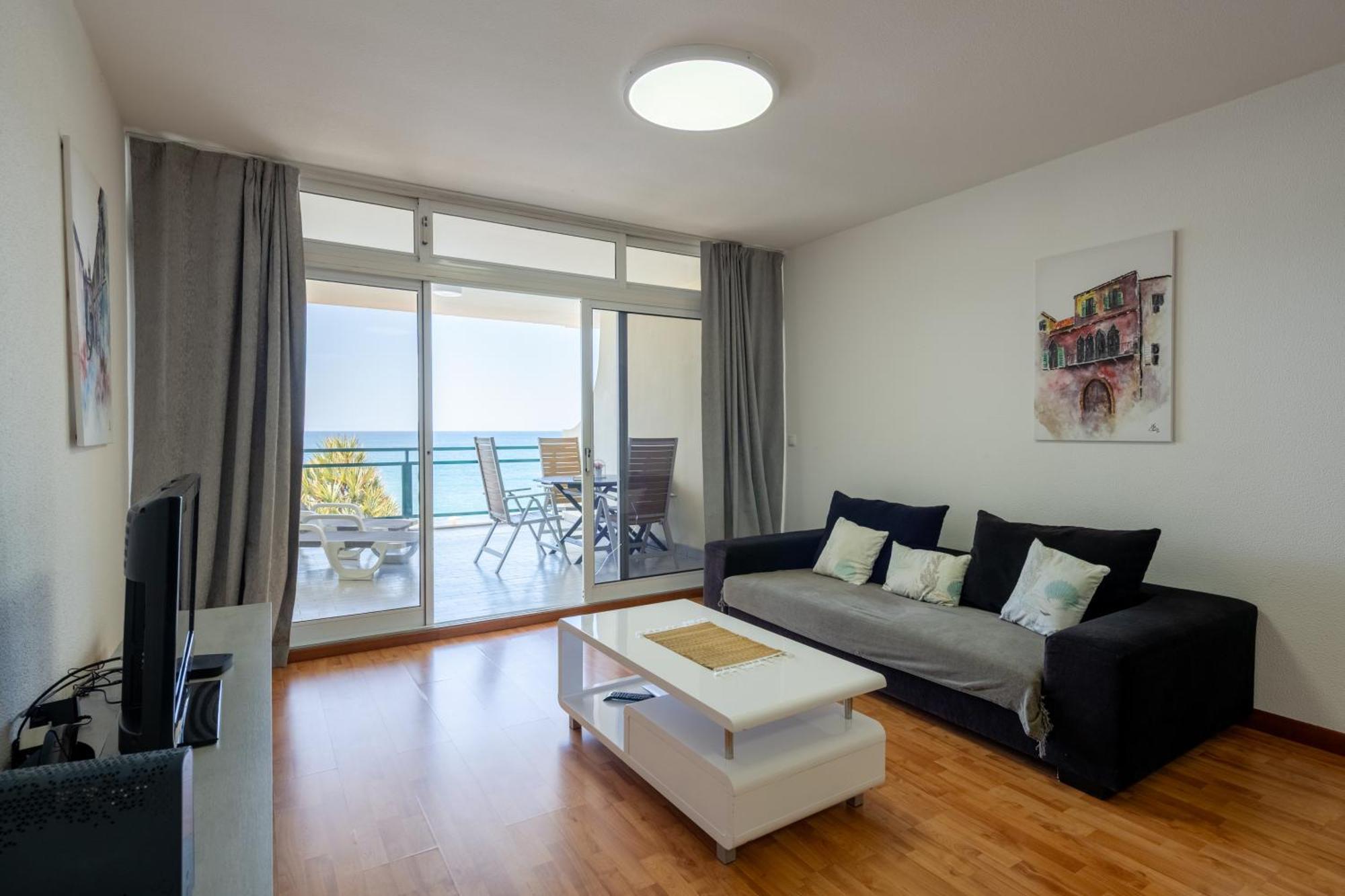 Atlantic View Apartment At Formosa Beach Funchal  Extérieur photo
