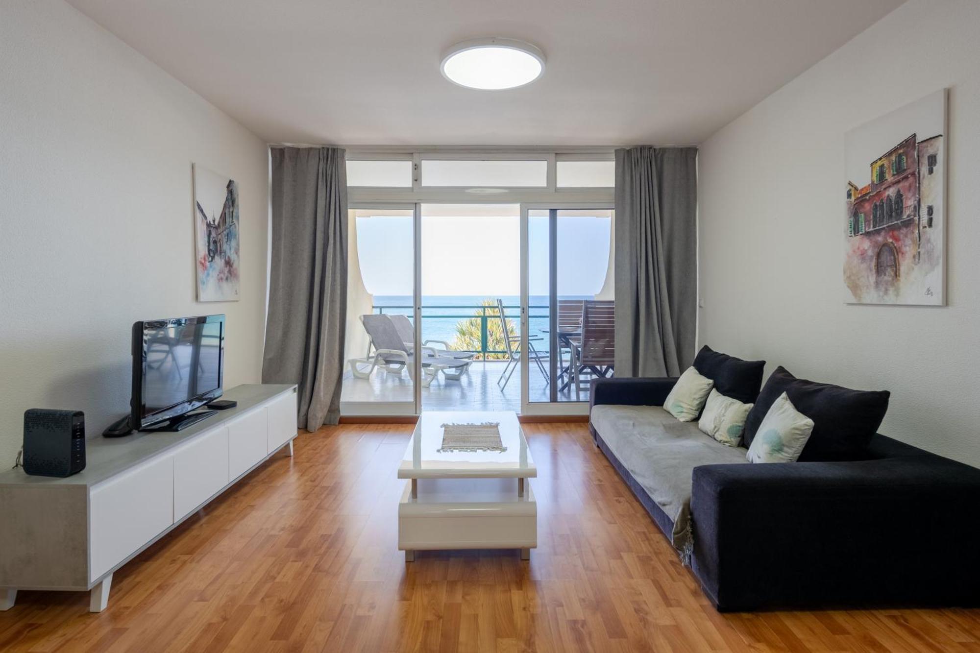 Atlantic View Apartment At Formosa Beach Funchal  Extérieur photo