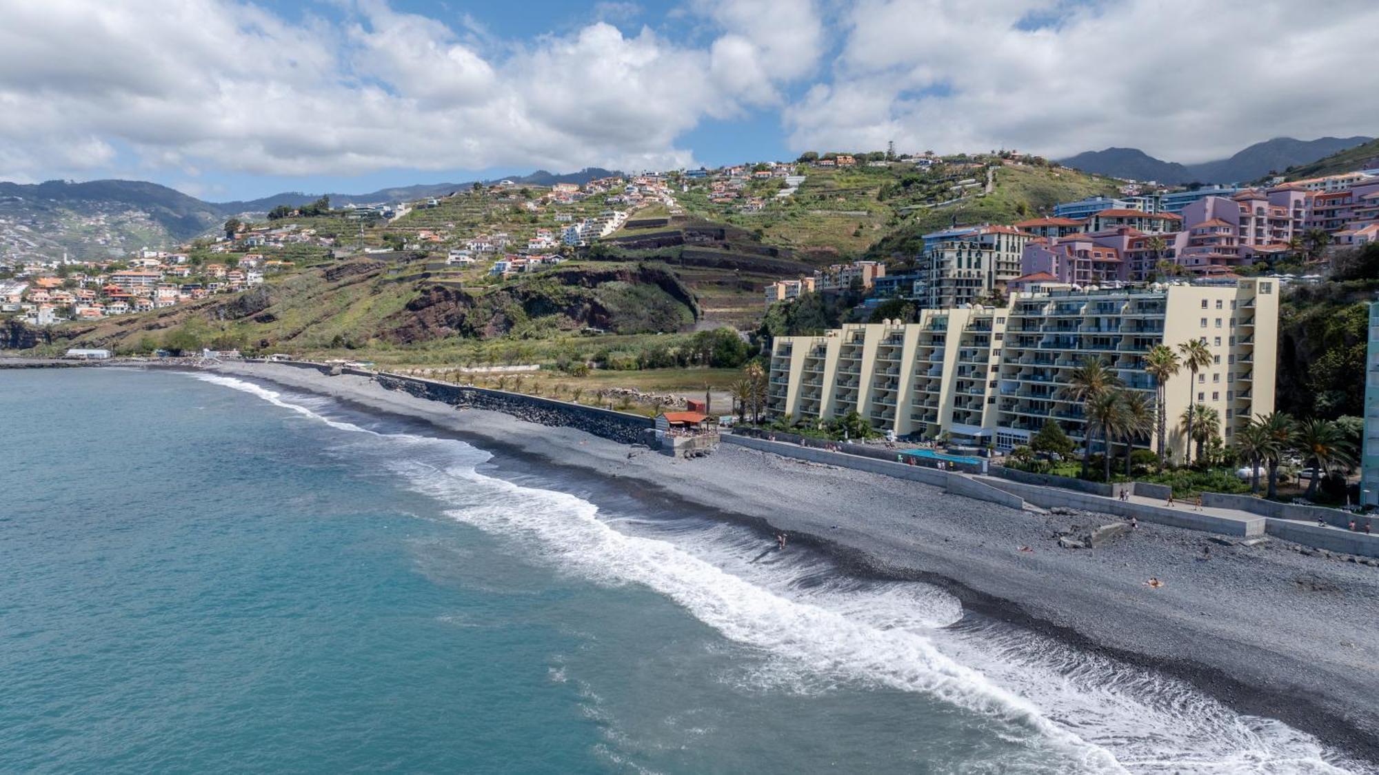 Atlantic View Apartment At Formosa Beach Funchal  Extérieur photo